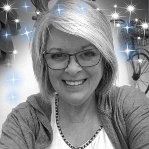 Meet your Posher, Marsha